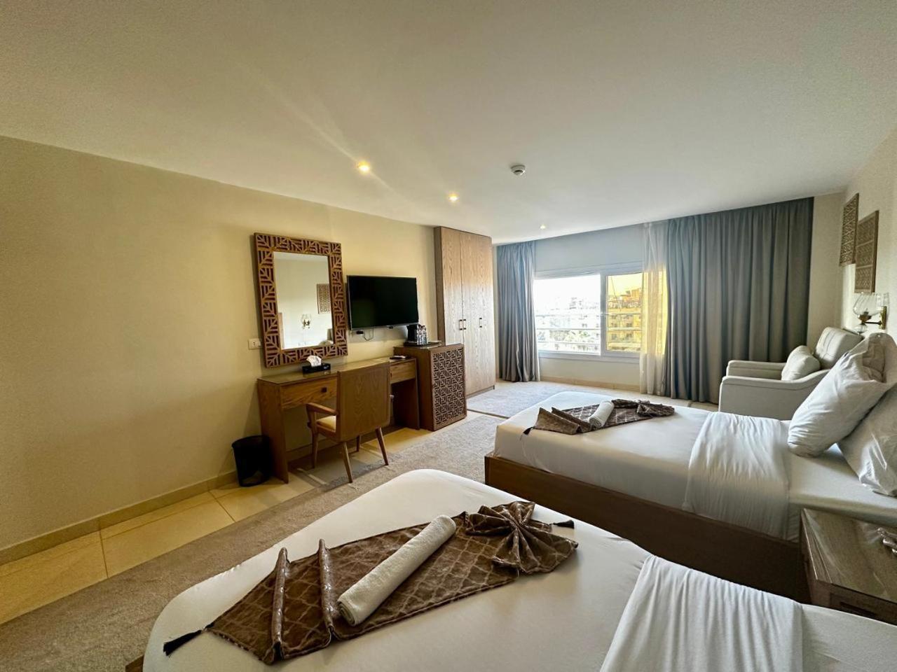 Doudou Pyramids View Hotel Kafret el-Gabal المظهر الخارجي الصورة